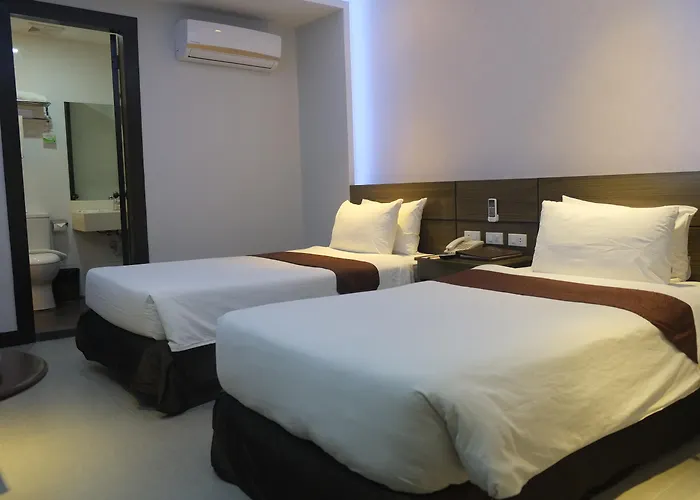 Hotel Castle Peak 3*