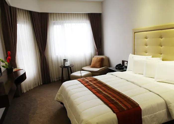 Hotel Castle Peak 3*