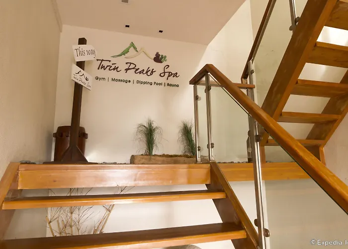 Castle Peak 3* Cebu Stadt
