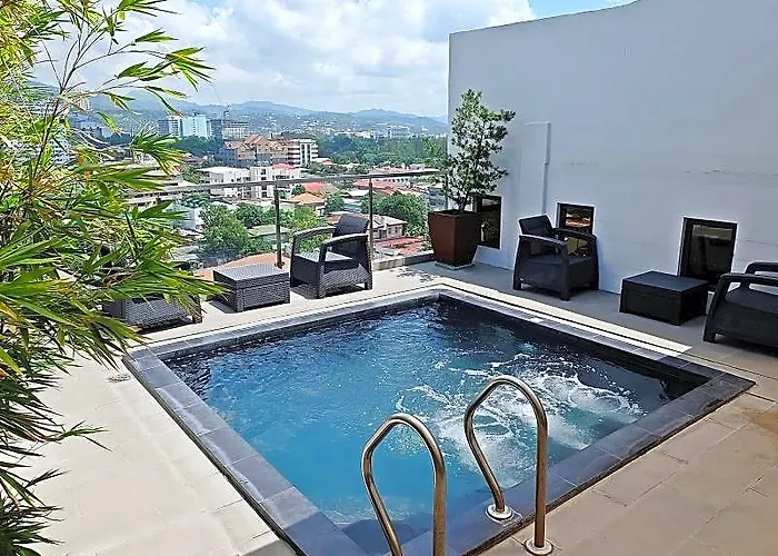 Hotel Castle Peak Cebu Stadt