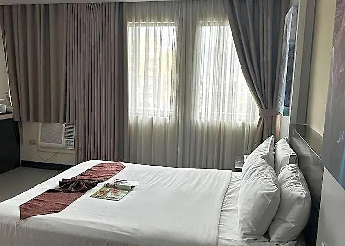 Castle Peak Hotel Cebu Stadt