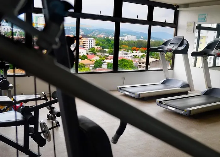 Castle Peak 3* Cebu Stadt